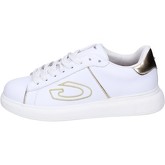 Guardiani  Sneakers Leather  women's Shoes (Trainers) in White