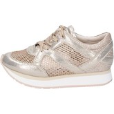Uma Parker  Sneakers Textile  women's Shoes (Trainers) in Gold