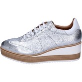 Janet Sport  Sneakers Leather  women's Shoes (Trainers) in Silver