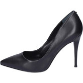 Guess  Courts Leather  women's Court Shoes in Black