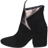 Marc Ellis  ankle boots suede  women's Low Ankle Boots in Black