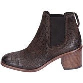 Moma  ankle boots leather  women's Low Ankle Boots in Brown