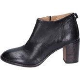 Moma  ankle boots leather  women's Low Boots in Black