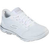 Skechers  15902-WHT-030 GOwalk 5 Lucky  women's Shoes (Trainers) in White