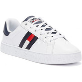 Tommy Hilfiger  Tommy Jeans Flag Patch Womens White Trainers  women's Shoes (Trainers) in White