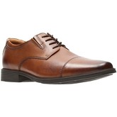 Clarks  Tilden Cap Mens Wide Lace-Up Derby Shoes  men's Casual Shoes in Brown