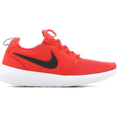 Nike  Mens Roshe Two 844656 800  men's Shoes (Trainers) in Red