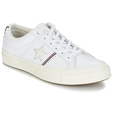 Converse  One Star  men's Shoes (Trainers) in White