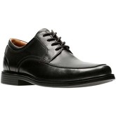 Clarks  Un Aldric Park Mens Wide Fit Oxford Shoes  men's Casual Shoes in Black