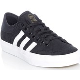 adidas  Black Core-Footwear White Matchcourt Shoe  men's Shoes (Trainers) in Black