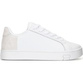 Fila  Ryzer Trainers  men's Shoes (Trainers) in White