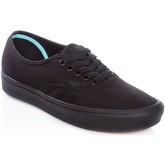 Vans  Classic Black-Black ComfyCush Authentic Shoe  men's Shoes (Trainers) in Black
