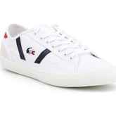 Lacoste  Sideline 219 1 COU CMA 7-37CMA0029407  men's Shoes (Trainers) in White