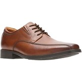 Clarks  Tilden Walk Mens Wide Lace-Up Derby Shoes  men's Casual Shoes in Brown
