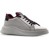 Base London  UH01NF0-40 Crescent Waxy  men's Shoes (Trainers) in White