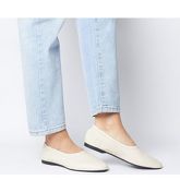 Vagabond Maddie Slip On OFF WHITE