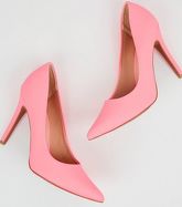 Coral Reflective Pointed Court Shoes New Look