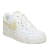 Nike Air Force 1 07 SAIL PALE VANILLA PRM 2