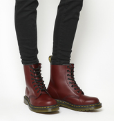 Dr. Martens 8 Eyelet Lace Up boots CHERRY RED