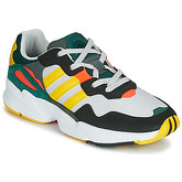 adidas  YUNG 96  men's Shoes (Trainers) in Green