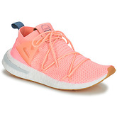 adidas  ARKYN  women's Shoes (Trainers) in Pink