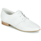 Betty London  JIKOTEFE  women's Casual Shoes in White