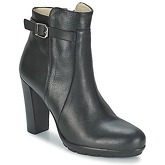 Betty London  ARIZONA  women's Low Ankle Boots in Black