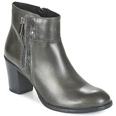 Betty London  FLOUVE  women's Low Ankle Boots in Grey