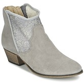 Betty London  EMISQUE  women's Low Ankle Boots in Grey