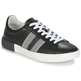 Bikkembergs  COSMOS 2130 LEATHER  men's Shoes (Trainers) in Black