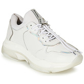 Bronx  BAISLEY  women's Shoes (Trainers) in White