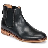 Clarks  Clarkdale Gobi  men's Mid Boots in Black