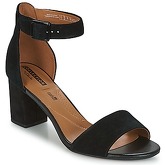 Clarks  DEVA MAE  women's Sandals in Black