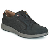 Clarks  UN TRAIL FORM  men's Shoes (Trainers) in Black