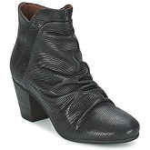 Coqueterra  GRACE  women's Low Ankle Boots in Black