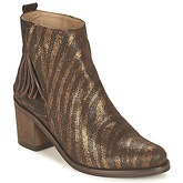 Coqueterra  SHEILA  women's Low Ankle Boots in Gold