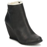 D.Co Copenhagen  SALLY ZIPPER  women's Low Ankle Boots in Black