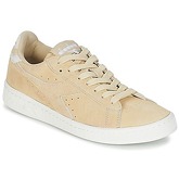 Diadora  GAME LOW SUEDE  women's Shoes (Trainers) in Beige
