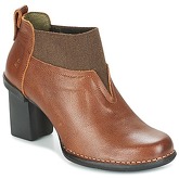 El Naturalista  NECTAR  women's Low Boots in Brown