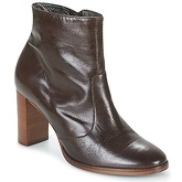 France Mode  AKIM  women's Low Ankle Boots in Brown