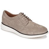 Geox  WINFRED C  men's Casual Shoes in Grey