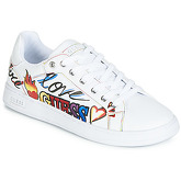 Guess  CRAYZ  women's Shoes (Trainers) in White