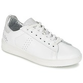 Ippon Vintage  WILD MILO  women's Shoes (Trainers) in White