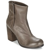 JFK  CAOBA  women's Low Ankle Boots in Brown