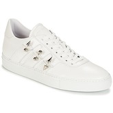 John Galliano  4722  men's Shoes (Trainers) in White