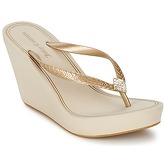 Juicy Couture  BRIT  women's Flip flops / Sandals (Shoes) in White