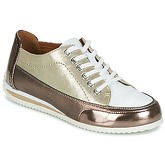 Karston  CAMINO  women's Shoes (Trainers) in Gold