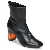 KG by Kurt Geiger  STRUT  women's Low Ankle Boots in Black