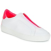 KLOM  KISS  women's Shoes (Trainers) in White