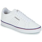 Le Coq Sportif  COURTACE SPORT  men's Shoes (Trainers) in White